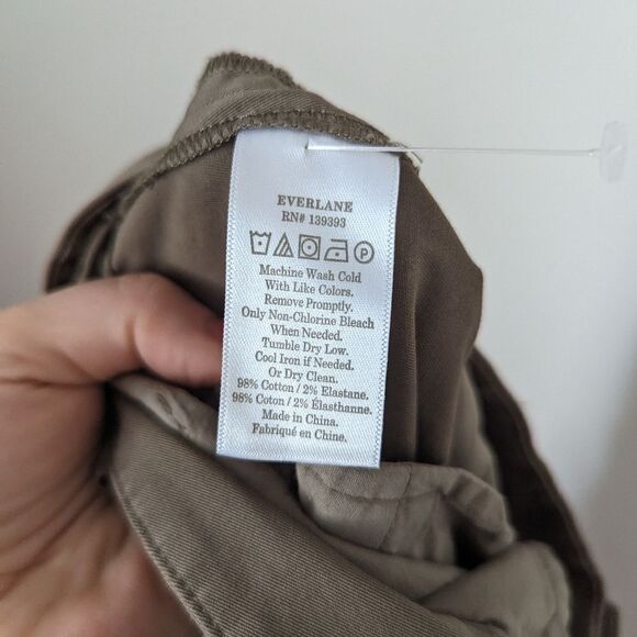 Everlane khaki green stretch cotton slouchy tapered leg chino workwear pants - Picture 4 of 6